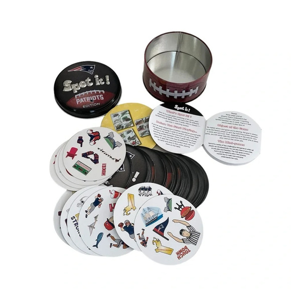 NFL New England Patriots Spot It! Kids Matching Card Game for ages 7+ - Picture 6 of 13